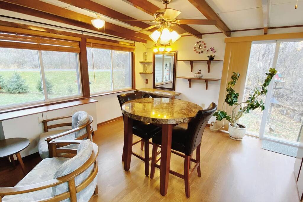 Villa Blissful Retreat In Wisconsin Rapids Exterior foto